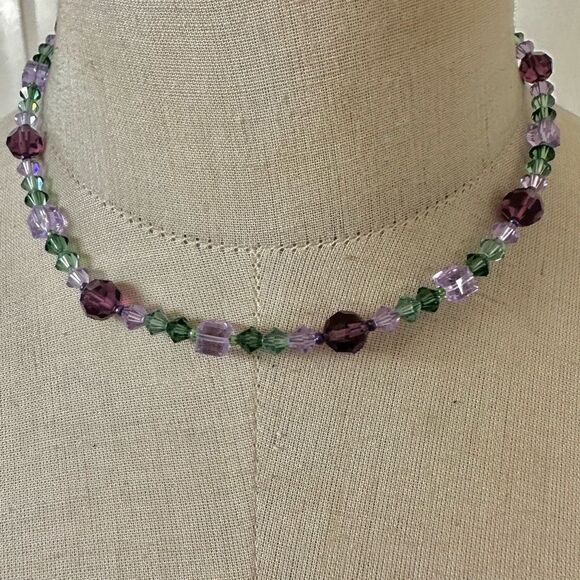 Vintage Swarovski-Style Sparkling Purple & Green Crystal Necklace - Picture 1 of 8